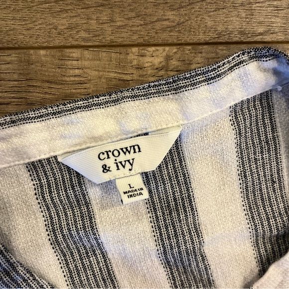 Crown & Ivy Womens Blouse Top Size L Large Striped Casual - Picture 6 of 6